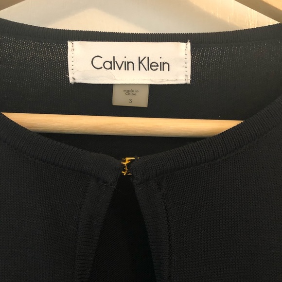 Calvin Klein layering piece - Picture 3 of 5